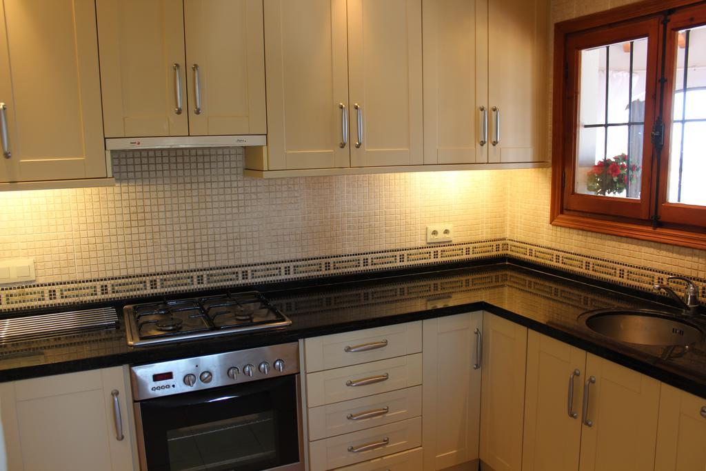 La Madrugada - Luxury Moraira Villa With Sea Views And Private Heated Pool Bagian luar foto