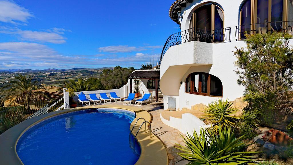 La Madrugada - Luxury Moraira Villa With Sea Views And Private Heated Pool Bagian luar foto