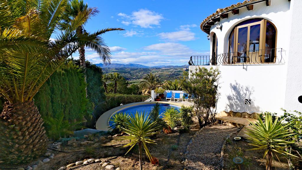 La Madrugada - Luxury Moraira Villa With Sea Views And Private Heated Pool Bagian luar foto